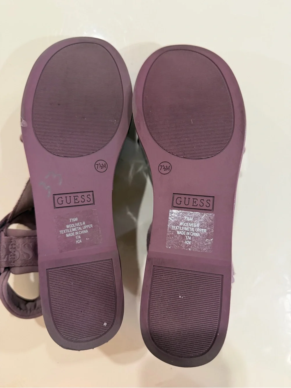 GUESS Avin Logo Sport Platform Sandals — Size 7.5 (Mauve/Lilac)